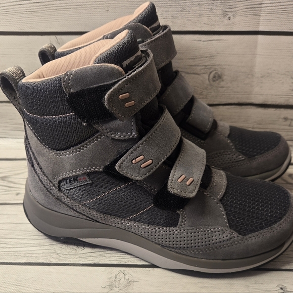 L.L. Bean Shoes - L.L.Bean Tek 2.5 Waterproof Primaloft 200g Winter Boots Gray Suede Women’s 6